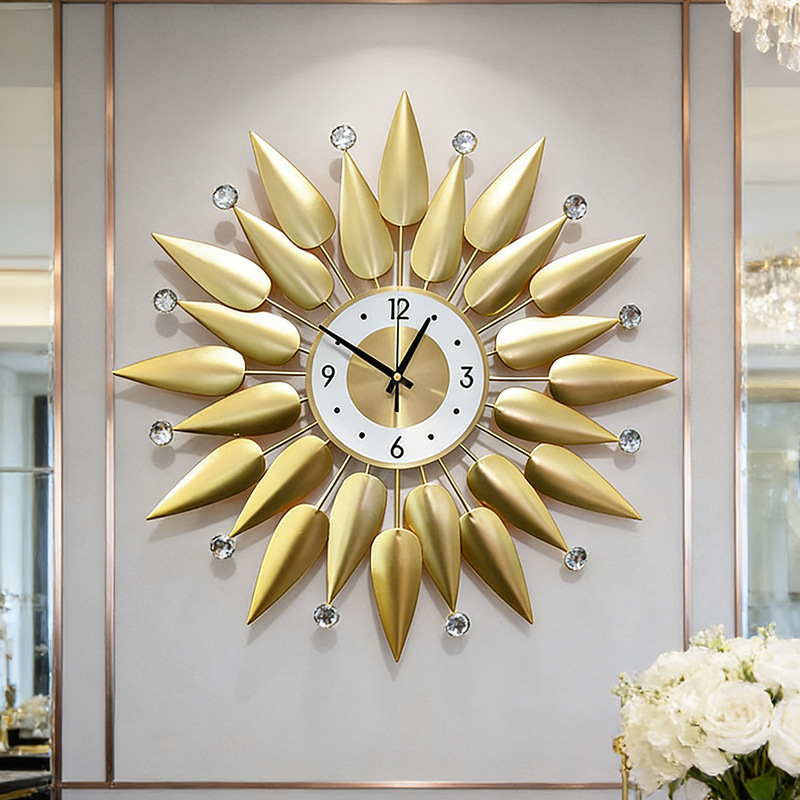 ساعة حائط فاخرة معدنية، ساعة ح - مراجعة Luxury Lifestyle Hotel وسعره